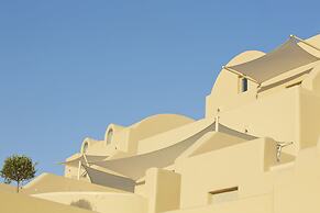 Skyfall Suites - Adults Only