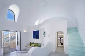 Skyfall Suites - Adults Only