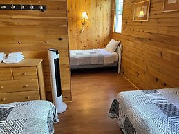 Parkside Cottages and Suites