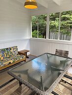 Parkside Cottages and Suites