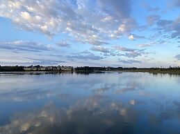 Parkside Cottages and Suites