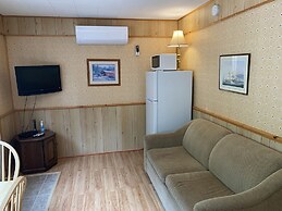 Parkside Cottages and Suites