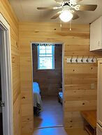 Parkside Cottages and Suites