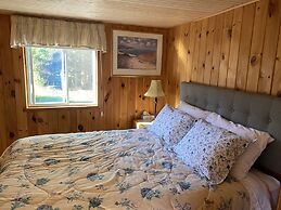 Parkside Cottages and Suites