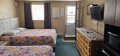 River Country Motor Lodge