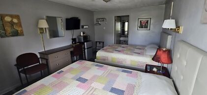 River Country Motor Lodge