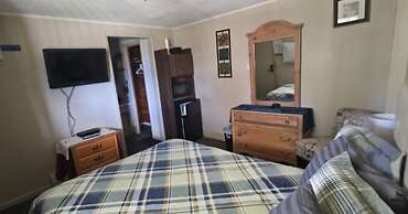 River Country Motor Lodge