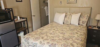 River Country Motor Lodge