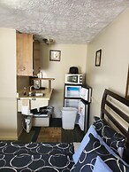 River Country Motor Lodge