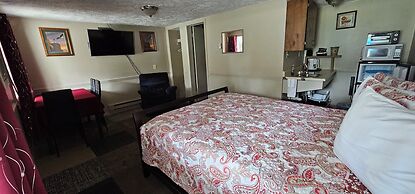 River Country Motor Lodge