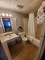 River Country Motor Lodge