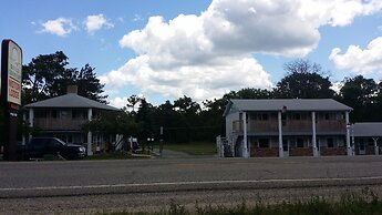 River Country Motor Lodge