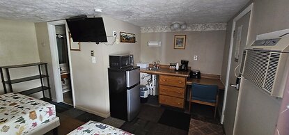 River Country Motor Lodge