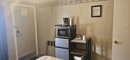 River Country Motor Lodge