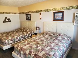 River Country Motor Lodge