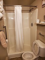 River Country Motor Lodge