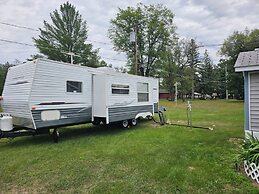 River Country Motor Lodge