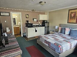 River Country Motor Lodge