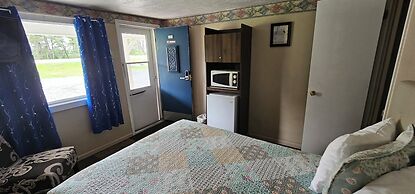 River Country Motor Lodge