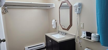 River Country Motor Lodge