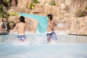 Universal's Loews Sapphire Falls Resort