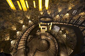 Universal's Loews Sapphire Falls Resort