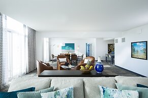 Universal's Loews Sapphire Falls Resort