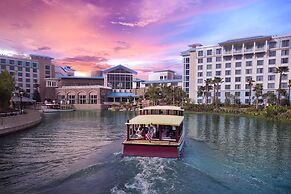 Universal's Loews Sapphire Falls Resort