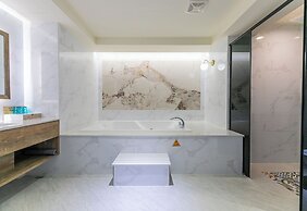 Lilai Travel - Lilia Motel