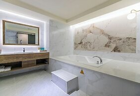 Lilai Travel - Lilia Motel