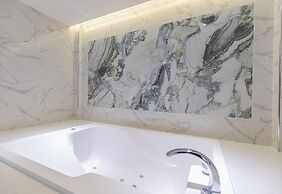 Lilai Travel - Lilia Motel