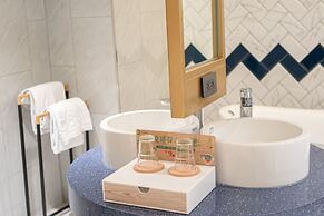 Lilai Travel - Lilia Motel