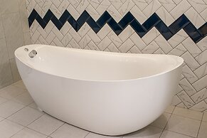 Lilai Travel - Lilia Motel