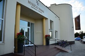 Nykscio Namai