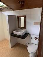 Thiw Son Beach Resort