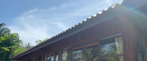 Thiw Son Beach Resort