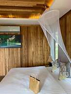 Thiw Son Beach Resort