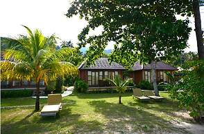 Thiw Son Beach Resort