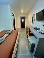 Phi Phi Green House