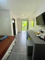 Phi Phi Green House
