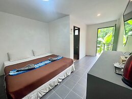 Phi Phi Green House