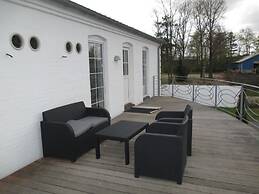 White House Hotel Apartments