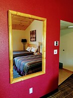 The Round Barn Lodge