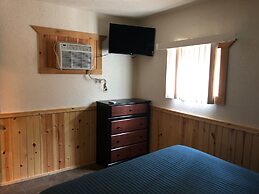 The Round Barn Lodge