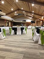 The Round Barn Lodge