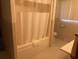 The Round Barn Lodge