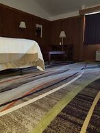 The Round Barn Lodge