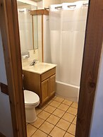 The Round Barn Lodge