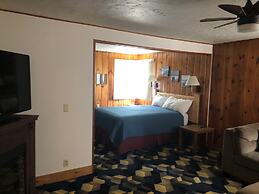 The Round Barn Lodge