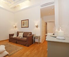 Madonna de’ Monti Suites